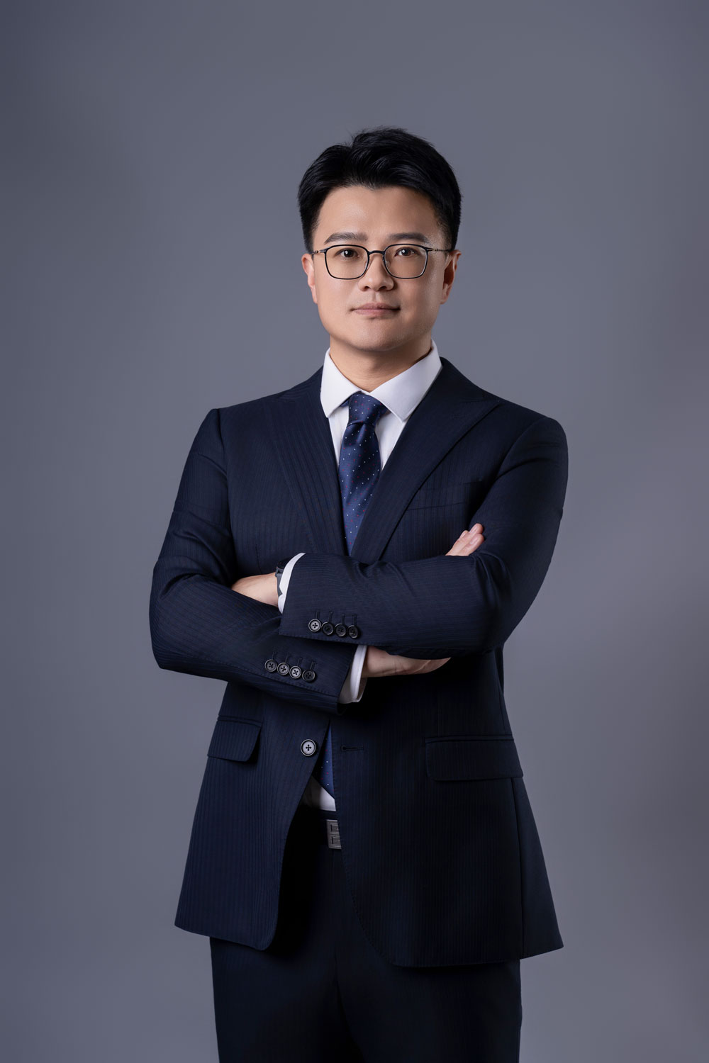 张明明